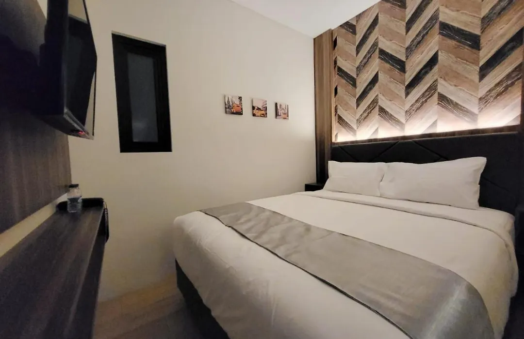 Grand Plaza Boutique Hotel-1